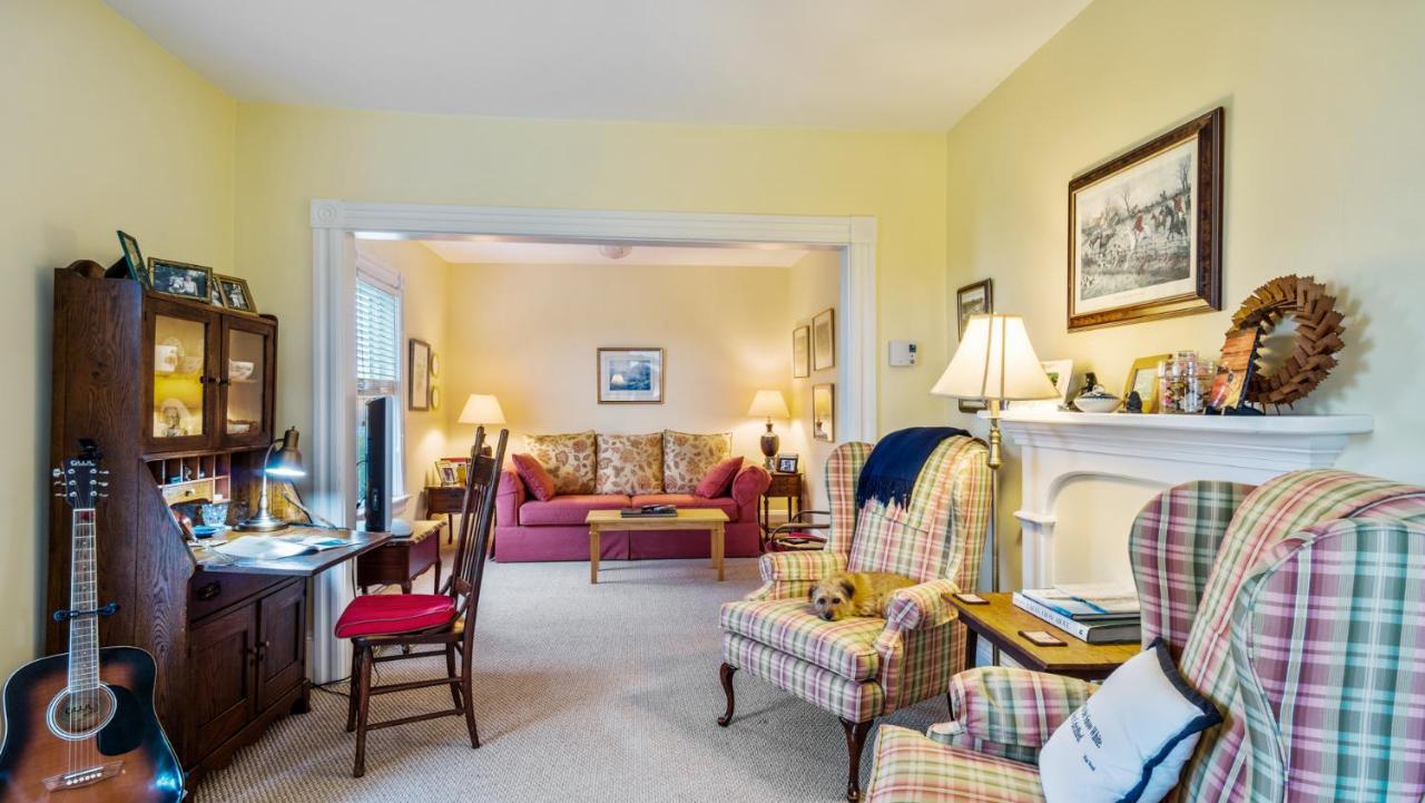 Bayview Pines Country Inn B&B Махон Бэй Экстерьер фото