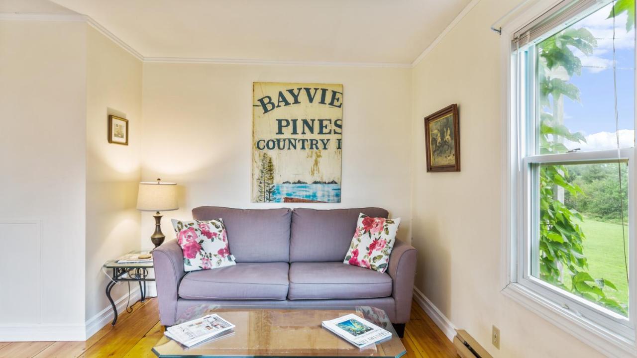 Bayview Pines Country Inn B&B Махон Бэй Экстерьер фото