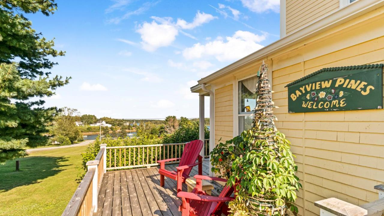 Bayview Pines Country Inn B&B Махон Бэй Экстерьер фото